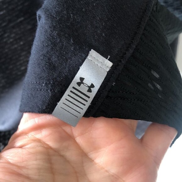 Under Armour Mesh Running Long Sleeve Top Size Small - Picture 9 of 11